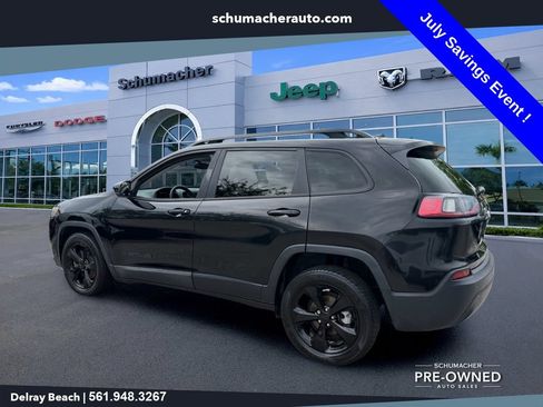 Used 2020 Jeep Cherokee Latitude Plus FWD image 5