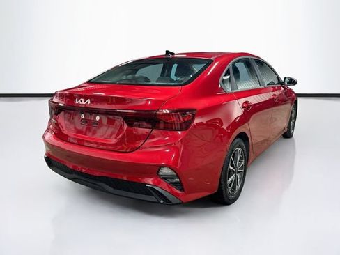 Used 2024 Kia Forte LXS FWD image 7