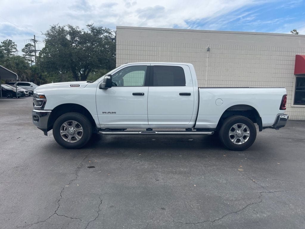 Used 2026 RAM 2500 Big Horn AWD/4WD image 2