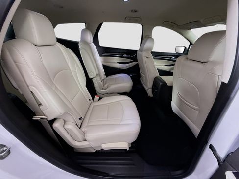 Used 2023 Buick Enclave Essence FWD image 27