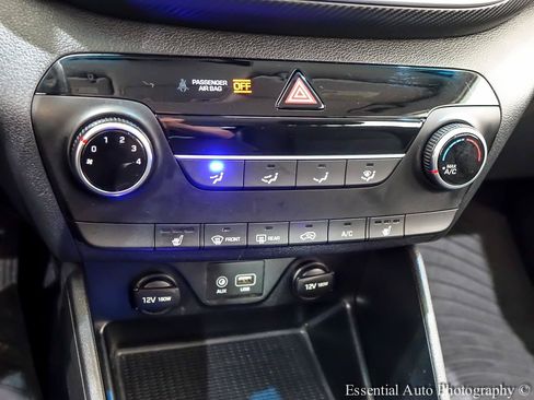 Used 2020 Hyundai Tucson Value w/ Winter Weather Package AWD/4WD image 22