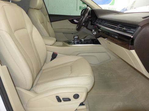 Used 2019 Audi Q7 3.0T Prestige image 52