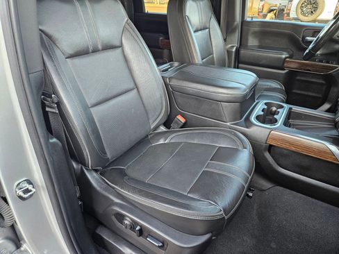 Used 2023 Chevrolet Silverado 2500 High Country image 30