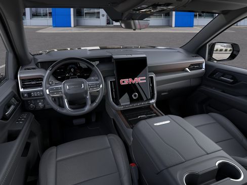 New 2026 GMC Yukon XL Denali w/ Denali Reserve Package AWD/4WD image 8