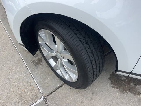 Used 2023 Land Rover Range Rover Evoque S image 31