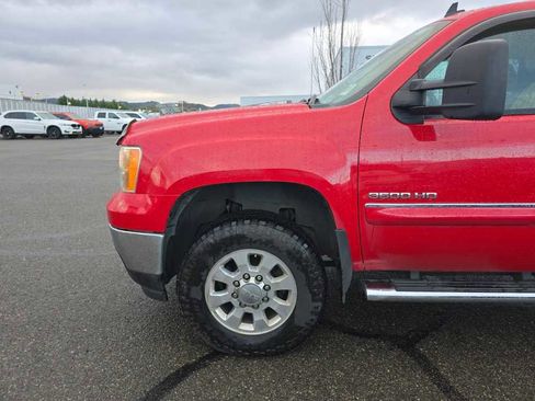 Used 2013 GMC Sierra 3500 SLE w/ HD SLE Premium Package image 6