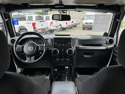 Used 2013 Jeep Wrangler Unlimited Sport AWD/4WD image 14