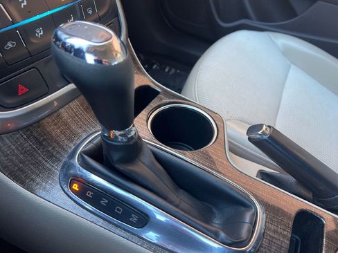 Used 2014 Chevrolet Malibu LT w/ Power Convenience Package image 16