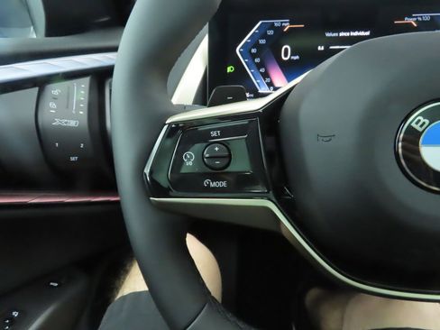 Used 2025 BMW X3 xDrive30i w/ Premium Package image 13