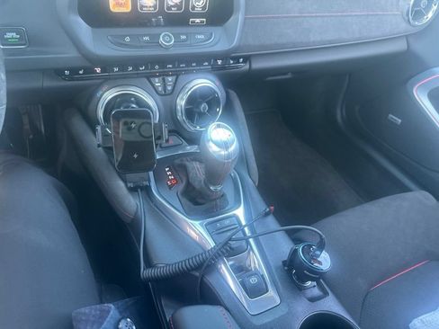 Used 2017 Chevrolet Camaro ZL1 RWD image 27