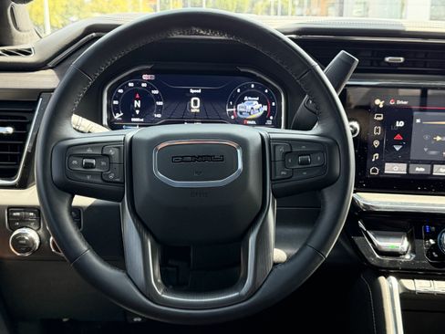 Used 2025 GMC Sierra 2500 Denali Ultimate AWD/4WD image 19