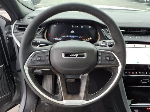 New 2026 Jeep Grand Cherokee L Limited w/ Limited Altitude Package image 11