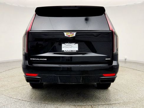 Used 2023 Cadillac Escalade ESV Sport image 6