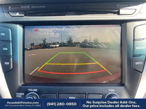 Used 2016 Hyundai Veloster w/ Option Group 02 FWD image 5