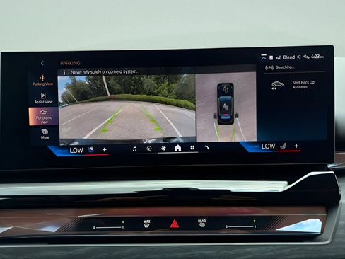 New 2027 BMW i5 eDrive40 w/ Premium Package RWD image 16