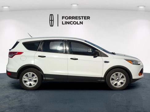 Used 2014 Ford Escape S image 2