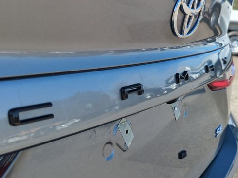 Used 2025 Toyota Camry SE image 33