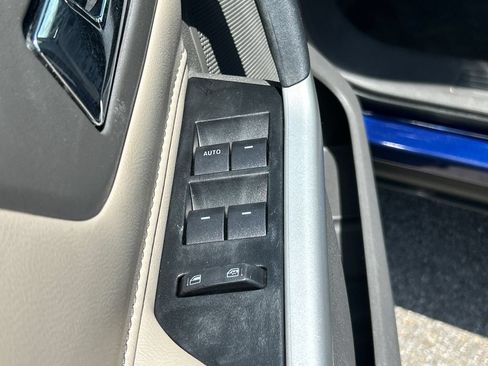 Used 2014 Ford Edge SE FWD image 16