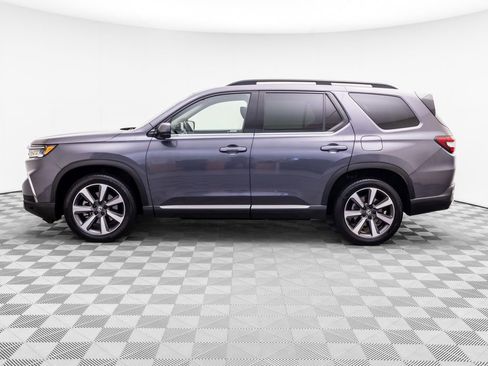 Certified 2023 Honda Pilot Elite image 2