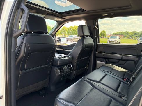 Used 2024 Ford F150 Lariat AWD/4WD image 29