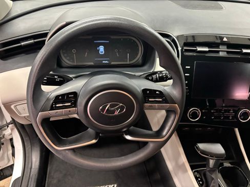 Certified 2022 Hyundai Tucson SE FWD image 14