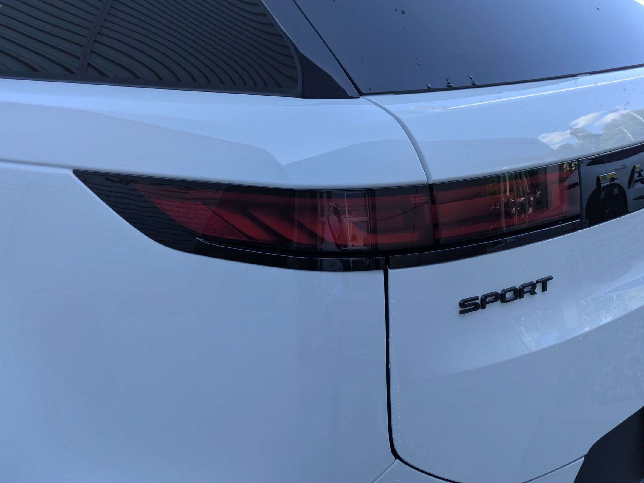 New 2026 Land Rover Range Rover Sport SE AWD/4WD image 12