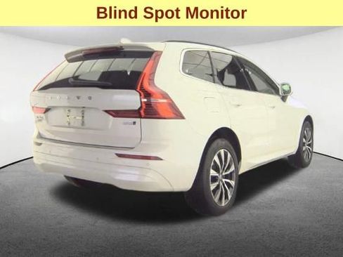 Used 2023 Volvo XC60 B5 Core AWD/4WD image 5