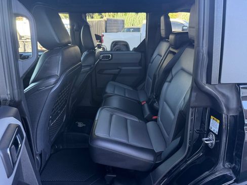 Used 2024 Ford Bronco Everglades AWD/4WD image 33