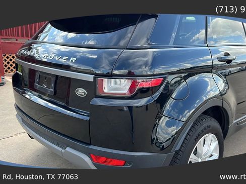 Used 2016 Land Rover Range Rover Evoque SE image 18