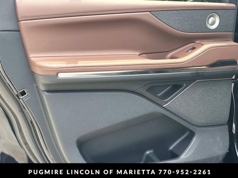 New 2026 Lincoln Navigator L Reserve AWD/4WD image 21
