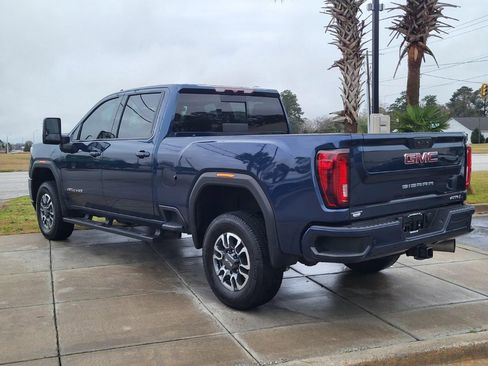Used 2023 GMC Sierra 2500 AT4 w/ AT4 Preferred Package image 6
