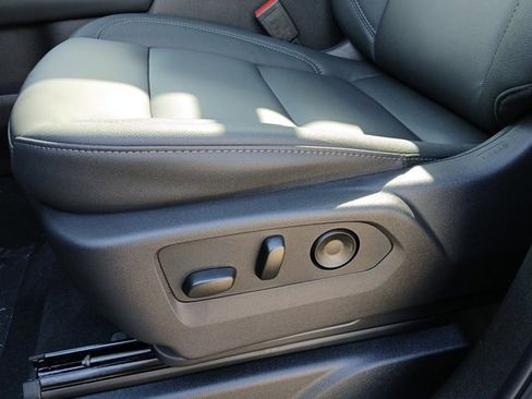 New 2026 Chevrolet Suburban Z71 AWD/4WD image 21