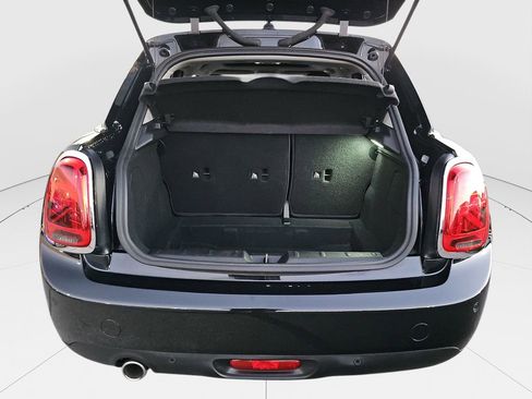 Used 2021 MINI Cooper 4-Door Hardtop image 21