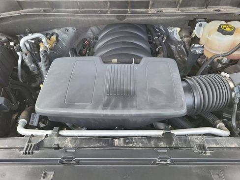 Used 2021 Chevrolet Tahoe RST AWD/4WD image 36