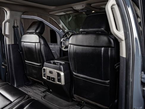 Used 2021 Ford F250 Lariat w/ Lariat Ultimate Package image 31