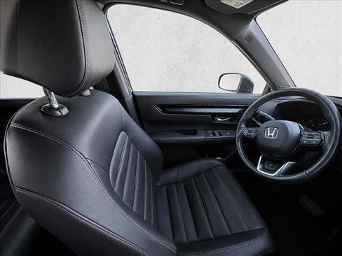 Used 2023 Honda CR-V Sport Touring image 17