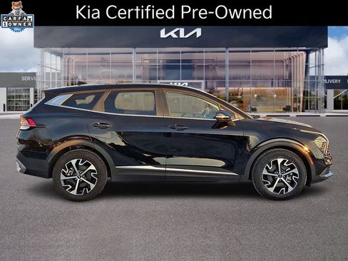 Certified 2024 Kia Sportage EX image 8