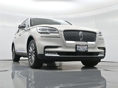 Used 2023 Lincoln Aviator Reserve w/ Equipment Group 201A image 52