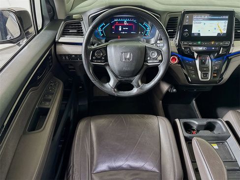 Used 2018 Honda Odyssey Elite image 21