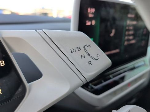 Used 2021 Volkswagen ID.4 1st Edition image 21