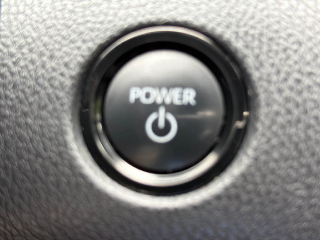 Used 2025 Toyota Camry SE FWD image 35
