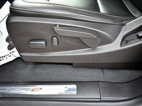 Used 2019 Chevrolet Colorado ZR2 w/ ZR2 Dusk Special Edition image 12