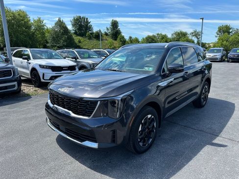 New 2026 Kia Sorento S AWD/4WD image 1