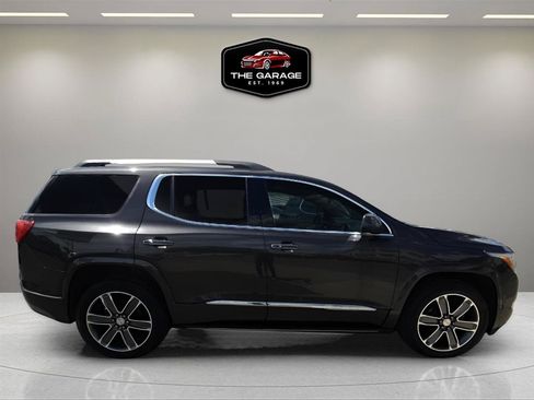 Used 2017 GMC Acadia Denali w/ Technology Package AWD/4WD image 7
