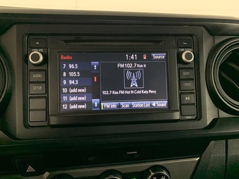 Used 2016 Toyota Tacoma SR RWD image 23