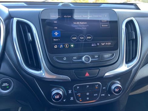 Used 2019 Chevrolet Equinox Premier image 12