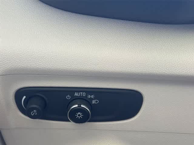 Used 2021 Buick Envision Preferred AWD/4WD image 20