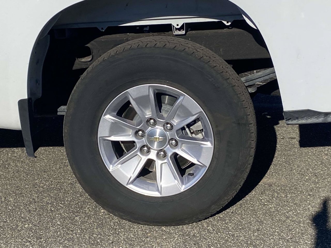 Used 2025 Chevrolet Silverado 1500 W/T RWD image 11