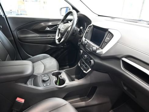 Used 2023 GMC Terrain SLT FWD image 13