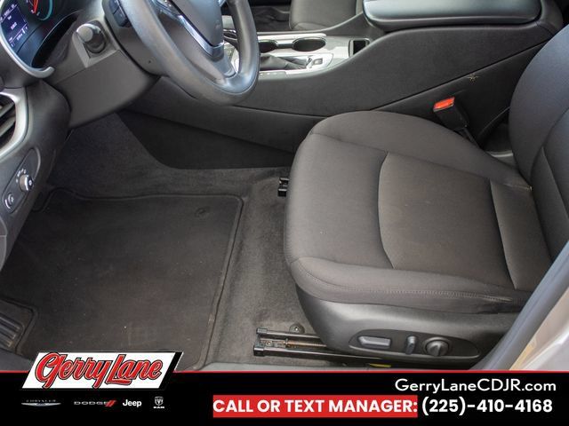 Used 2024 Chevrolet Malibu LT FWD image 11